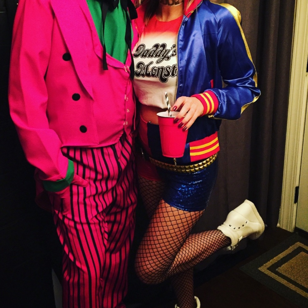 Full Harley Quinn Cosplay/Halloween Costume | 2/4